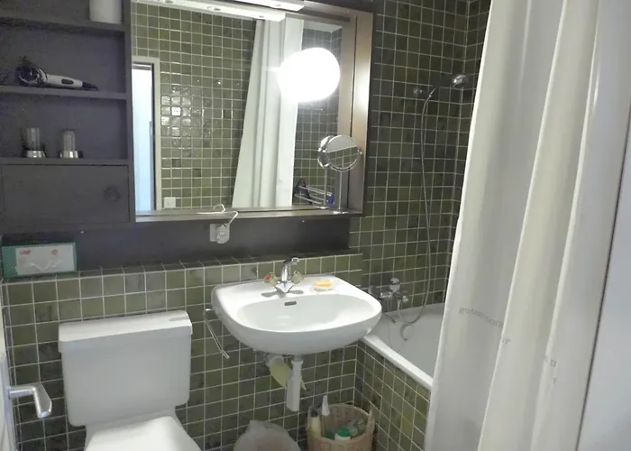 Jeanne D'arc Apt- E-38 By Interhome Daire *