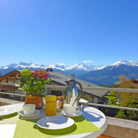 Jeanne D'arc Apt- E-38 By Interhome *