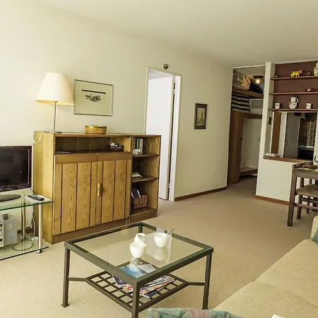 Jeanne D'arc Apt- E-38 By Interhome