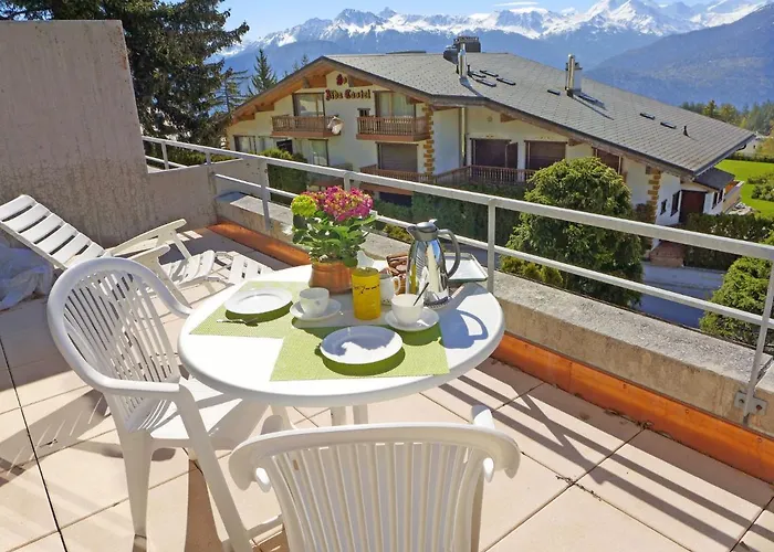 Jeanne D'arc Apt- E-38 By Interhome *